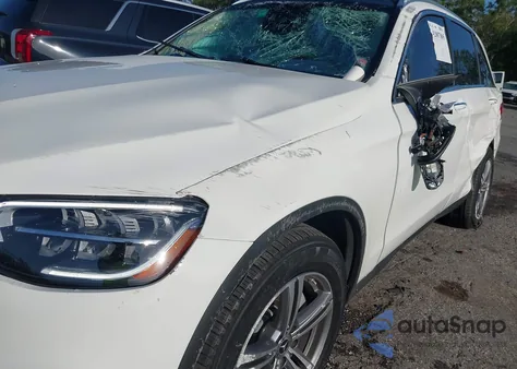 2022 Mercedes-Benz Glc 300 Suv z USA, uszkodzony, nr VIN W1N0G8DB3NV336380